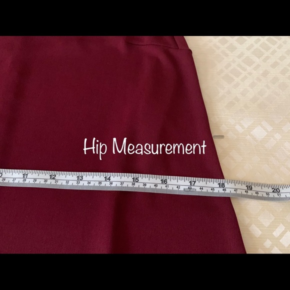 Banana Republic 2 Piece Set w/ Figure Flattering Details - Picture 11 of 16